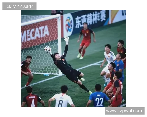 深圳足球队战术变革引发热议球迷与专家共同探讨未来发展方向