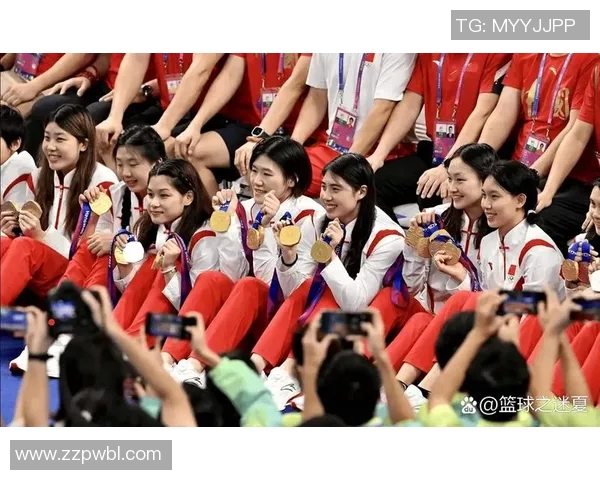 广州羽毛球队的辉煌征程与大师赛的精彩瞬间回顾